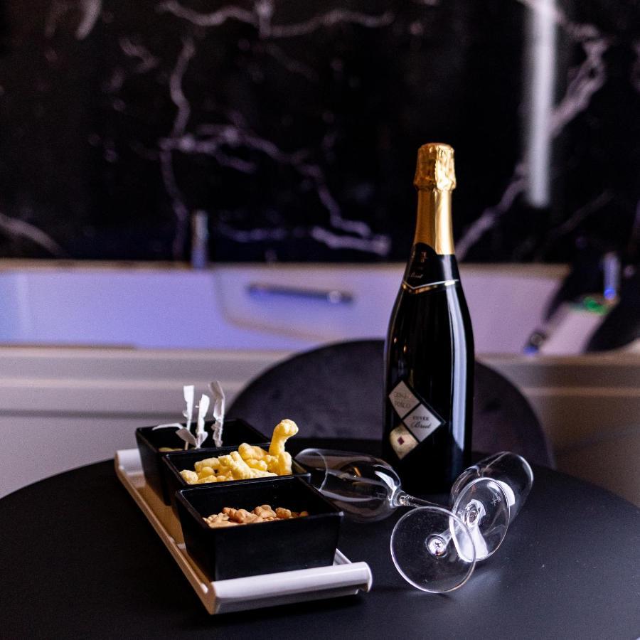 Maximum Suite & Spa 巴勒莫 外观 照片